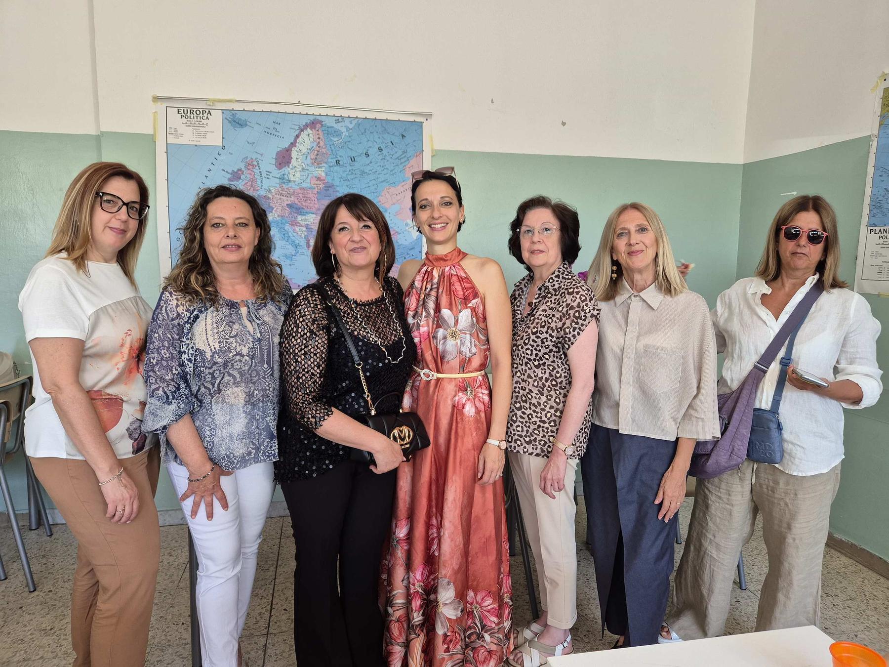 Le educatrici del Convitto Costaggini riunite al completo